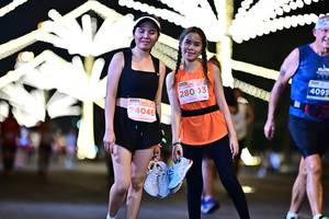 BIB: 280, 4095, 24046
                            <button type="button" onclick="openModal(14493201)" class="btn btn-primary btn-sm float-right btn-popup" data-toggle="modal" data-target=".modal-high-quality">
                        <i class="fas fa-shopping-cart"></i> Add to Cart
                    </button>
                                            <button type="button" onclick="isThisMe(14493201, true)" class="btn btn-success btn-sm float-right btn-popup btn-isme hidden" data-toggle="tooltip" data-placement="bottom" title="นี่คือรูปของคุณใช่ไหม คลิกที่นี่เพื่อเอาเข้าอัลบั้ม">
                        <i class="fas fa-plus"></i> Add to album
                    </button>
                    <button type="button" onclick="isThisMe(14493201, false)" class="btn btn-warning btn-sm float-right btn-popup btn-isnotme hidden">
                        <i class="fas fa-ban"></i> Remove from album
                    </button>