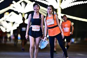 BIB: 28003, 24046
                            <button type="button" onclick="openModal(14489425)" class="btn btn-primary btn-sm float-right btn-popup" data-toggle="modal" data-target=".modal-high-quality">
                        <i class="fas fa-shopping-cart"></i> Add to Cart
                    </button>
                                            <button type="button" onclick="isThisMe(14489425, true)" class="btn btn-success btn-sm float-right btn-popup btn-isme hidden" data-toggle="tooltip" data-placement="bottom" title="นี่คือรูปของคุณใช่ไหม คลิกที่นี่เพื่อเอาเข้าอัลบั้ม">
                        <i class="fas fa-plus"></i> Add to album
                    </button>
                    <button type="button" onclick="isThisMe(14489425, false)" class="btn btn-warning btn-sm float-right btn-popup btn-isnotme hidden">
                        <i class="fas fa-ban"></i> Remove from album
                    </button>