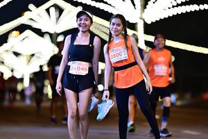 BIB: 2800, 124046
                            <button type="button" onclick="openModal(14490060)" class="btn btn-primary btn-sm float-right btn-popup" data-toggle="modal" data-target=".modal-high-quality">
                        <i class="fas fa-shopping-cart"></i> Add to Cart
                    </button>
                                            <button type="button" onclick="isThisMe(14490060, true)" class="btn btn-success btn-sm float-right btn-popup btn-isme hidden" data-toggle="tooltip" data-placement="bottom" title="นี่คือรูปของคุณใช่ไหม คลิกที่นี่เพื่อเอาเข้าอัลบั้ม">
                        <i class="fas fa-plus"></i> Add to album
                    </button>
                    <button type="button" onclick="isThisMe(14490060, false)" class="btn btn-warning btn-sm float-right btn-popup btn-isnotme hidden">
                        <i class="fas fa-ban"></i> Remove from album
                    </button>