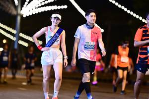 BIB: 45080
                            <button type="button" onclick="openModal(14511696)" class="btn btn-primary btn-sm float-right btn-popup" data-toggle="modal" data-target=".modal-high-quality">
                        <i class="fas fa-shopping-cart"></i> Add to Cart
                    </button>
                                            <button type="button" onclick="isThisMe(14511696, true)" class="btn btn-success btn-sm float-right btn-popup btn-isme hidden" data-toggle="tooltip" data-placement="bottom" title="นี่คือรูปของคุณใช่ไหม คลิกที่นี่เพื่อเอาเข้าอัลบั้ม">
                        <i class="fas fa-plus"></i> Add to album
                    </button>
                    <button type="button" onclick="isThisMe(14511696, false)" class="btn btn-warning btn-sm float-right btn-popup btn-isnotme hidden">
                        <i class="fas fa-ban"></i> Remove from album
                    </button>