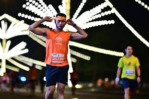 BIB: 000000, 25730
                            <button type="button" onclick="openModal(14477578)" class="btn btn-primary btn-sm float-right btn-popup" data-toggle="modal" data-target=".modal-high-quality">
                        <i class="fas fa-shopping-cart"></i> Add to Cart
                    </button>
                                            <button type="button" onclick="isThisMe(14477578, true)" class="btn btn-success btn-sm float-right btn-popup btn-isme hidden" data-toggle="tooltip" data-placement="bottom" title="นี่คือรูปของคุณใช่ไหม คลิกที่นี่เพื่อเอาเข้าอัลบั้ม">
                        <i class="fas fa-plus"></i> Add to album
                    </button>
                    <button type="button" onclick="isThisMe(14477578, false)" class="btn btn-warning btn-sm float-right btn-popup btn-isnotme hidden">
                        <i class="fas fa-ban"></i> Remove from album
                    </button>