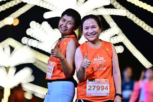 BIB: 27994
                            <button type="button" onclick="openModal(14468987)" class="btn btn-primary btn-sm float-right btn-popup" data-toggle="modal" data-target=".modal-high-quality">
                        <i class="fas fa-shopping-cart"></i> Add to Cart
                    </button>
                                            <button type="button" onclick="isThisMe(14468987, true)" class="btn btn-success btn-sm float-right btn-popup btn-isme hidden" data-toggle="tooltip" data-placement="bottom" title="นี่คือรูปของคุณใช่ไหม คลิกที่นี่เพื่อเอาเข้าอัลบั้ม">
                        <i class="fas fa-plus"></i> Add to album
                    </button>
                    <button type="button" onclick="isThisMe(14468987, false)" class="btn btn-warning btn-sm float-right btn-popup btn-isnotme hidden">
                        <i class="fas fa-ban"></i> Remove from album
                    </button>