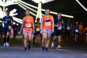 BIB: 22903, 22590, 451, 465
                            <button type="button" onclick="openModal(14510392)" class="btn btn-primary btn-sm float-right btn-popup" data-toggle="modal" data-target=".modal-high-quality">
                        <i class="fas fa-shopping-cart"></i> Add to Cart
                    </button>
                                            <button type="button" onclick="isThisMe(14510392, true)" class="btn btn-success btn-sm float-right btn-popup btn-isme hidden" data-toggle="tooltip" data-placement="bottom" title="นี่คือรูปของคุณใช่ไหม คลิกที่นี่เพื่อเอาเข้าอัลบั้ม">
                        <i class="fas fa-plus"></i> Add to album
                    </button>
                    <button type="button" onclick="isThisMe(14510392, false)" class="btn btn-warning btn-sm float-right btn-popup btn-isnotme hidden">
                        <i class="fas fa-ban"></i> Remove from album
                    </button>