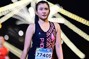 BIB: 425, 77405
                            <button type="button" onclick="openModal(14524814)" class="btn btn-primary btn-sm float-right btn-popup" data-toggle="modal" data-target=".modal-high-quality">
                        <i class="fas fa-shopping-cart"></i> Add to Cart
                    </button>
                                            <button type="button" onclick="isThisMe(14524814, true)" class="btn btn-success btn-sm float-right btn-popup btn-isme hidden" data-toggle="tooltip" data-placement="bottom" title="นี่คือรูปของคุณใช่ไหม คลิกที่นี่เพื่อเอาเข้าอัลบั้ม">
                        <i class="fas fa-plus"></i> Add to album
                    </button>
                    <button type="button" onclick="isThisMe(14524814, false)" class="btn btn-warning btn-sm float-right btn-popup btn-isnotme hidden">
                        <i class="fas fa-ban"></i> Remove from album
                    </button>