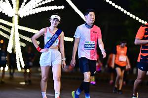 BIB: 45080
                            <button type="button" onclick="openModal(14511738)" class="btn btn-primary btn-sm float-right btn-popup" data-toggle="modal" data-target=".modal-high-quality">
                        <i class="fas fa-shopping-cart"></i> Add to Cart
                    </button>
                                            <button type="button" onclick="isThisMe(14511738, true)" class="btn btn-success btn-sm float-right btn-popup btn-isme hidden" data-toggle="tooltip" data-placement="bottom" title="นี่คือรูปของคุณใช่ไหม คลิกที่นี่เพื่อเอาเข้าอัลบั้ม">
                        <i class="fas fa-plus"></i> Add to album
                    </button>
                    <button type="button" onclick="isThisMe(14511738, false)" class="btn btn-warning btn-sm float-right btn-popup btn-isnotme hidden">
                        <i class="fas fa-ban"></i> Remove from album
                    </button>