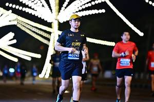 BIB: 42195, 40743
                            <button type="button" onclick="openModal(14381255)" class="btn btn-primary btn-sm float-right btn-popup" data-toggle="modal" data-target=".modal-high-quality">
                        <i class="fas fa-shopping-cart"></i> Add to Cart
                    </button>
                                            <button type="button" onclick="isThisMe(14381255, true)" class="btn btn-success btn-sm float-right btn-popup btn-isme hidden" data-toggle="tooltip" data-placement="bottom" title="นี่คือรูปของคุณใช่ไหม คลิกที่นี่เพื่อเอาเข้าอัลบั้ม">
                        <i class="fas fa-plus"></i> Add to album
                    </button>
                    <button type="button" onclick="isThisMe(14381255, false)" class="btn btn-warning btn-sm float-right btn-popup btn-isnotme hidden">
                        <i class="fas fa-ban"></i> Remove from album
                    </button>