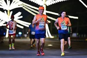 BIB: 47327, 48129
                            <button type="button" onclick="openModal(14384108)" class="btn btn-primary btn-sm float-right btn-popup" data-toggle="modal" data-target=".modal-high-quality">
                        <i class="fas fa-shopping-cart"></i> Add to Cart
                    </button>
                                            <button type="button" onclick="isThisMe(14384108, true)" class="btn btn-success btn-sm float-right btn-popup btn-isme hidden" data-toggle="tooltip" data-placement="bottom" title="นี่คือรูปของคุณใช่ไหม คลิกที่นี่เพื่อเอาเข้าอัลบั้ม">
                        <i class="fas fa-plus"></i> Add to album
                    </button>
                    <button type="button" onclick="isThisMe(14384108, false)" class="btn btn-warning btn-sm float-right btn-popup btn-isnotme hidden">
                        <i class="fas fa-ban"></i> Remove from album
                    </button>