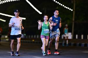BIB: 40524, 95065, 413
                            <button type="button" onclick="openModal(14824232)" class="btn btn-primary btn-sm float-right btn-popup" data-toggle="modal" data-target=".modal-high-quality">
                        <i class="fas fa-shopping-cart"></i> Add to Cart
                    </button>
                                            <button type="button" onclick="isThisMe(14824232, true)" class="btn btn-success btn-sm float-right btn-popup btn-isme hidden" data-toggle="tooltip" data-placement="bottom" title="นี่คือรูปของคุณใช่ไหม คลิกที่นี่เพื่อเอาเข้าอัลบั้ม">
                        <i class="fas fa-plus"></i> Add to album
                    </button>
                    <button type="button" onclick="isThisMe(14824232, false)" class="btn btn-warning btn-sm float-right btn-popup btn-isnotme hidden">
                        <i class="fas fa-ban"></i> Remove from album
                    </button>