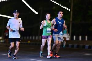 BIB: 40524, 95065, 413
                            <button type="button" onclick="openModal(14824701)" class="btn btn-primary btn-sm float-right btn-popup" data-toggle="modal" data-target=".modal-high-quality">
                        <i class="fas fa-shopping-cart"></i> Add to Cart
                    </button>
                                            <button type="button" onclick="isThisMe(14824701, true)" class="btn btn-success btn-sm float-right btn-popup btn-isme hidden" data-toggle="tooltip" data-placement="bottom" title="นี่คือรูปของคุณใช่ไหม คลิกที่นี่เพื่อเอาเข้าอัลบั้ม">
                        <i class="fas fa-plus"></i> Add to album
                    </button>
                    <button type="button" onclick="isThisMe(14824701, false)" class="btn btn-warning btn-sm float-right btn-popup btn-isnotme hidden">
                        <i class="fas fa-ban"></i> Remove from album
                    </button>