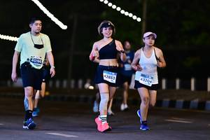 BIB: 43204, 40166, 42853
                            <button type="button" onclick="openModal(14854027)" class="btn btn-primary btn-sm float-right btn-popup" data-toggle="modal" data-target=".modal-high-quality">
                        <i class="fas fa-shopping-cart"></i> Add to Cart
                    </button>
                                            <button type="button" onclick="isThisMe(14854027, true)" class="btn btn-success btn-sm float-right btn-popup btn-isme hidden" data-toggle="tooltip" data-placement="bottom" title="นี่คือรูปของคุณใช่ไหม คลิกที่นี่เพื่อเอาเข้าอัลบั้ม">
                        <i class="fas fa-plus"></i> Add to album
                    </button>
                    <button type="button" onclick="isThisMe(14854027, false)" class="btn btn-warning btn-sm float-right btn-popup btn-isnotme hidden">
                        <i class="fas fa-ban"></i> Remove from album
                    </button>