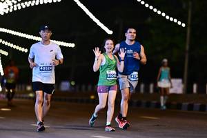 BIB: 40524, 95065, 413
                            <button type="button" onclick="openModal(14401267)" class="btn btn-primary btn-sm float-right btn-popup" data-toggle="modal" data-target=".modal-high-quality">
                        <i class="fas fa-shopping-cart"></i> Add to Cart
                    </button>
                                            <button type="button" onclick="isThisMe(14401267, true)" class="btn btn-success btn-sm float-right btn-popup btn-isme hidden" data-toggle="tooltip" data-placement="bottom" title="นี่คือรูปของคุณใช่ไหม คลิกที่นี่เพื่อเอาเข้าอัลบั้ม">
                        <i class="fas fa-plus"></i> Add to album
                    </button>
                    <button type="button" onclick="isThisMe(14401267, false)" class="btn btn-warning btn-sm float-right btn-popup btn-isnotme hidden">
                        <i class="fas fa-ban"></i> Remove from album
                    </button>