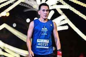 BIB: 0000, 40721
                            <button type="button" onclick="openModal(14413720)" class="btn btn-primary btn-sm float-right btn-popup" data-toggle="modal" data-target=".modal-high-quality">
                        <i class="fas fa-shopping-cart"></i> Add to Cart
                    </button>
                                            <button type="button" onclick="isThisMe(14413720, true)" class="btn btn-success btn-sm float-right btn-popup btn-isme hidden" data-toggle="tooltip" data-placement="bottom" title="นี่คือรูปของคุณใช่ไหม คลิกที่นี่เพื่อเอาเข้าอัลบั้ม">
                        <i class="fas fa-plus"></i> Add to album
                    </button>
                    <button type="button" onclick="isThisMe(14413720, false)" class="btn btn-warning btn-sm float-right btn-popup btn-isnotme hidden">
                        <i class="fas fa-ban"></i> Remove from album
                    </button>