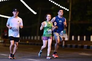 BIB: 40524, 95065, 413
                            <button type="button" onclick="openModal(14641179)" class="btn btn-primary btn-sm float-right btn-popup" data-toggle="modal" data-target=".modal-high-quality">
                        <i class="fas fa-shopping-cart"></i> Add to Cart
                    </button>
                                            <button type="button" onclick="isThisMe(14641179, true)" class="btn btn-success btn-sm float-right btn-popup btn-isme hidden" data-toggle="tooltip" data-placement="bottom" title="นี่คือรูปของคุณใช่ไหม คลิกที่นี่เพื่อเอาเข้าอัลบั้ม">
                        <i class="fas fa-plus"></i> Add to album
                    </button>
                    <button type="button" onclick="isThisMe(14641179, false)" class="btn btn-warning btn-sm float-right btn-popup btn-isnotme hidden">
                        <i class="fas fa-ban"></i> Remove from album
                    </button>
