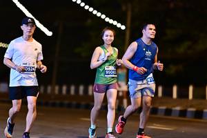 BIB: 0524, 95065, 413
                            <button type="button" onclick="openModal(14641271)" class="btn btn-primary btn-sm float-right btn-popup" data-toggle="modal" data-target=".modal-high-quality">
                        <i class="fas fa-shopping-cart"></i> Add to Cart
                    </button>
                                            <button type="button" onclick="isThisMe(14641271, true)" class="btn btn-success btn-sm float-right btn-popup btn-isme hidden" data-toggle="tooltip" data-placement="bottom" title="นี่คือรูปของคุณใช่ไหม คลิกที่นี่เพื่อเอาเข้าอัลบั้ม">
                        <i class="fas fa-plus"></i> Add to album
                    </button>
                    <button type="button" onclick="isThisMe(14641271, false)" class="btn btn-warning btn-sm float-right btn-popup btn-isnotme hidden">
                        <i class="fas fa-ban"></i> Remove from album
                    </button>