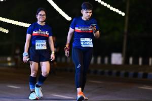 BIB: 0404, 47955
                            <button type="button" onclick="openModal(14627505)" class="btn btn-primary btn-sm float-right btn-popup" data-toggle="modal" data-target=".modal-high-quality">
                        <i class="fas fa-shopping-cart"></i> Add to Cart
                    </button>
                                            <button type="button" onclick="isThisMe(14627505, true)" class="btn btn-success btn-sm float-right btn-popup btn-isme hidden" data-toggle="tooltip" data-placement="bottom" title="นี่คือรูปของคุณใช่ไหม คลิกที่นี่เพื่อเอาเข้าอัลบั้ม">
                        <i class="fas fa-plus"></i> Add to album
                    </button>
                    <button type="button" onclick="isThisMe(14627505, false)" class="btn btn-warning btn-sm float-right btn-popup btn-isnotme hidden">
                        <i class="fas fa-ban"></i> Remove from album
                    </button>