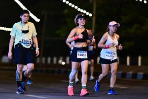 BIB: 40166, 43204, 42853
                            <button type="button" onclick="openModal(14654085)" class="btn btn-primary btn-sm float-right btn-popup" data-toggle="modal" data-target=".modal-high-quality">
                        <i class="fas fa-shopping-cart"></i> Add to Cart
                    </button>
                                            <button type="button" onclick="isThisMe(14654085, true)" class="btn btn-success btn-sm float-right btn-popup btn-isme hidden" data-toggle="tooltip" data-placement="bottom" title="นี่คือรูปของคุณใช่ไหม คลิกที่นี่เพื่อเอาเข้าอัลบั้ม">
                        <i class="fas fa-plus"></i> Add to album
                    </button>
                    <button type="button" onclick="isThisMe(14654085, false)" class="btn btn-warning btn-sm float-right btn-popup btn-isnotme hidden">
                        <i class="fas fa-ban"></i> Remove from album
                    </button>