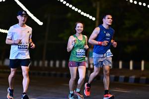 BIB: 40524, 95065, 413
                            <button type="button" onclick="openModal(14641260)" class="btn btn-primary btn-sm float-right btn-popup" data-toggle="modal" data-target=".modal-high-quality">
                        <i class="fas fa-shopping-cart"></i> Add to Cart
                    </button>
                                            <button type="button" onclick="isThisMe(14641260, true)" class="btn btn-success btn-sm float-right btn-popup btn-isme hidden" data-toggle="tooltip" data-placement="bottom" title="นี่คือรูปของคุณใช่ไหม คลิกที่นี่เพื่อเอาเข้าอัลบั้ม">
                        <i class="fas fa-plus"></i> Add to album
                    </button>
                    <button type="button" onclick="isThisMe(14641260, false)" class="btn btn-warning btn-sm float-right btn-popup btn-isnotme hidden">
                        <i class="fas fa-ban"></i> Remove from album
                    </button>