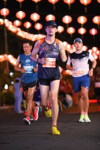 BIB: 084, 410, 1036
                            <button type="button" onclick="openModal(14423698)" class="btn btn-primary btn-sm float-right btn-popup" data-toggle="modal" data-target=".modal-high-quality">
                        <i class="fas fa-shopping-cart"></i> Add to Cart
                    </button>
                                            <button type="button" onclick="isThisMe(14423698, true)" class="btn btn-success btn-sm float-right btn-popup btn-isme hidden" data-toggle="tooltip" data-placement="bottom" title="นี่คือรูปของคุณใช่ไหม คลิกที่นี่เพื่อเอาเข้าอัลบั้ม">
                        <i class="fas fa-plus"></i> Add to album
                    </button>
                    <button type="button" onclick="isThisMe(14423698, false)" class="btn btn-warning btn-sm float-right btn-popup btn-isnotme hidden">
                        <i class="fas fa-ban"></i> Remove from album
                    </button>