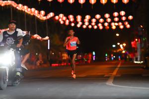 BIB: 76413
                            <button type="button" onclick="openModal(14351256)" class="btn btn-primary btn-sm float-right btn-popup" data-toggle="modal" data-target=".modal-high-quality">
                        <i class="fas fa-shopping-cart"></i> Add to Cart
                    </button>
                                            <button type="button" onclick="isThisMe(14351256, true)" class="btn btn-success btn-sm float-right btn-popup btn-isme hidden" data-toggle="tooltip" data-placement="bottom" title="นี่คือรูปของคุณใช่ไหม คลิกที่นี่เพื่อเอาเข้าอัลบั้ม">
                        <i class="fas fa-plus"></i> Add to album
                    </button>
                    <button type="button" onclick="isThisMe(14351256, false)" class="btn btn-warning btn-sm float-right btn-popup btn-isnotme hidden">
                        <i class="fas fa-ban"></i> Remove from album
                    </button>