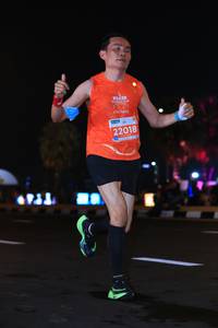 BIB: 22018
                            <button type="button" onclick="openModal(14757972)" class="btn btn-primary btn-sm float-right btn-popup" data-toggle="modal" data-target=".modal-high-quality">
                        <i class="fas fa-shopping-cart"></i> Add to Cart
                    </button>
                                            <button type="button" onclick="isThisMe(14757972, true)" class="btn btn-success btn-sm float-right btn-popup btn-isme hidden" data-toggle="tooltip" data-placement="bottom" title="นี่คือรูปของคุณใช่ไหม คลิกที่นี่เพื่อเอาเข้าอัลบั้ม">
                        <i class="fas fa-plus"></i> Add to album
                    </button>
                    <button type="button" onclick="isThisMe(14757972, false)" class="btn btn-warning btn-sm float-right btn-popup btn-isnotme hidden">
                        <i class="fas fa-ban"></i> Remove from album
                    </button>