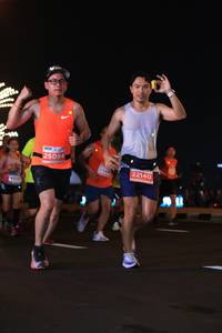BIB: 25094, 22140
                            <button type="button" onclick="openModal(14709942)" class="btn btn-primary btn-sm float-right btn-popup" data-toggle="modal" data-target=".modal-high-quality">
                        <i class="fas fa-shopping-cart"></i> Add to Cart
                    </button>
                                            <button type="button" onclick="isThisMe(14709942, true)" class="btn btn-success btn-sm float-right btn-popup btn-isme hidden" data-toggle="tooltip" data-placement="bottom" title="นี่คือรูปของคุณใช่ไหม คลิกที่นี่เพื่อเอาเข้าอัลบั้ม">
                        <i class="fas fa-plus"></i> Add to album
                    </button>
                    <button type="button" onclick="isThisMe(14709942, false)" class="btn btn-warning btn-sm float-right btn-popup btn-isnotme hidden">
                        <i class="fas fa-ban"></i> Remove from album
                    </button>