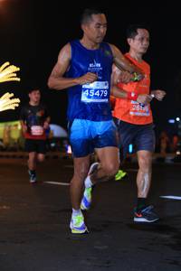 BIB: 45479, 26196
                            <button type="button" onclick="openModal(14760964)" class="btn btn-primary btn-sm float-right btn-popup" data-toggle="modal" data-target=".modal-high-quality">
                        <i class="fas fa-shopping-cart"></i> Add to Cart
                    </button>
                                            <button type="button" onclick="isThisMe(14760964, true)" class="btn btn-success btn-sm float-right btn-popup btn-isme hidden" data-toggle="tooltip" data-placement="bottom" title="นี่คือรูปของคุณใช่ไหม คลิกที่นี่เพื่อเอาเข้าอัลบั้ม">
                        <i class="fas fa-plus"></i> Add to album
                    </button>
                    <button type="button" onclick="isThisMe(14760964, false)" class="btn btn-warning btn-sm float-right btn-popup btn-isnotme hidden">
                        <i class="fas fa-ban"></i> Remove from album
                    </button>