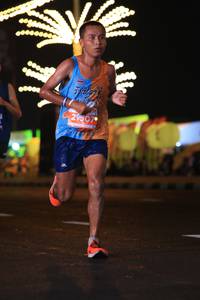 BIB: 21507
                            <button type="button" onclick="openModal(14777613)" class="btn btn-primary btn-sm float-right btn-popup" data-toggle="modal" data-target=".modal-high-quality">
                        <i class="fas fa-shopping-cart"></i> Add to Cart
                    </button>
                                            <button type="button" onclick="isThisMe(14777613, true)" class="btn btn-success btn-sm float-right btn-popup btn-isme hidden" data-toggle="tooltip" data-placement="bottom" title="นี่คือรูปของคุณใช่ไหม คลิกที่นี่เพื่อเอาเข้าอัลบั้ม">
                        <i class="fas fa-plus"></i> Add to album
                    </button>
                    <button type="button" onclick="isThisMe(14777613, false)" class="btn btn-warning btn-sm float-right btn-popup btn-isnotme hidden">
                        <i class="fas fa-ban"></i> Remove from album
                    </button>