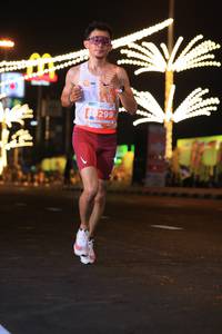 BIB: 299
                            <button type="button" onclick="openModal(14773009)" class="btn btn-primary btn-sm float-right btn-popup" data-toggle="modal" data-target=".modal-high-quality">
                        <i class="fas fa-shopping-cart"></i> Add to Cart
                    </button>
                                            <button type="button" onclick="isThisMe(14773009, true)" class="btn btn-success btn-sm float-right btn-popup btn-isme hidden" data-toggle="tooltip" data-placement="bottom" title="นี่คือรูปของคุณใช่ไหม คลิกที่นี่เพื่อเอาเข้าอัลบั้ม">
                        <i class="fas fa-plus"></i> Add to album
                    </button>
                    <button type="button" onclick="isThisMe(14773009, false)" class="btn btn-warning btn-sm float-right btn-popup btn-isnotme hidden">
                        <i class="fas fa-ban"></i> Remove from album
                    </button>