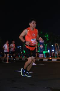 BIB: 253
                            <button type="button" onclick="openModal(14700316)" class="btn btn-primary btn-sm float-right btn-popup" data-toggle="modal" data-target=".modal-high-quality">
                        <i class="fas fa-shopping-cart"></i> Add to Cart
                    </button>
                                            <button type="button" onclick="isThisMe(14700316, true)" class="btn btn-success btn-sm float-right btn-popup btn-isme hidden" data-toggle="tooltip" data-placement="bottom" title="นี่คือรูปของคุณใช่ไหม คลิกที่นี่เพื่อเอาเข้าอัลบั้ม">
                        <i class="fas fa-plus"></i> Add to album
                    </button>
                    <button type="button" onclick="isThisMe(14700316, false)" class="btn btn-warning btn-sm float-right btn-popup btn-isnotme hidden">
                        <i class="fas fa-ban"></i> Remove from album
                    </button>