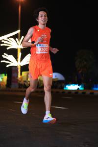 BIB: 1202
                            <button type="button" onclick="openModal(14776100)" class="btn btn-primary btn-sm float-right btn-popup" data-toggle="modal" data-target=".modal-high-quality">
                        <i class="fas fa-shopping-cart"></i> Add to Cart
                    </button>
                                            <button type="button" onclick="isThisMe(14776100, true)" class="btn btn-success btn-sm float-right btn-popup btn-isme hidden" data-toggle="tooltip" data-placement="bottom" title="นี่คือรูปของคุณใช่ไหม คลิกที่นี่เพื่อเอาเข้าอัลบั้ม">
                        <i class="fas fa-plus"></i> Add to album
                    </button>
                    <button type="button" onclick="isThisMe(14776100, false)" class="btn btn-warning btn-sm float-right btn-popup btn-isnotme hidden">
                        <i class="fas fa-ban"></i> Remove from album
                    </button>