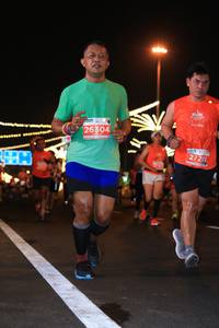 BIB: 26304, 27201
                            <button type="button" onclick="openModal(14694226)" class="btn btn-primary btn-sm float-right btn-popup" data-toggle="modal" data-target=".modal-high-quality">
                        <i class="fas fa-shopping-cart"></i> Add to Cart
                    </button>
                                            <button type="button" onclick="isThisMe(14694226, true)" class="btn btn-success btn-sm float-right btn-popup btn-isme hidden" data-toggle="tooltip" data-placement="bottom" title="นี่คือรูปของคุณใช่ไหม คลิกที่นี่เพื่อเอาเข้าอัลบั้ม">
                        <i class="fas fa-plus"></i> Add to album
                    </button>
                    <button type="button" onclick="isThisMe(14694226, false)" class="btn btn-warning btn-sm float-right btn-popup btn-isnotme hidden">
                        <i class="fas fa-ban"></i> Remove from album
                    </button>