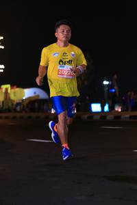 BIB: 20220
                            <button type="button" onclick="openModal(14753761)" class="btn btn-primary btn-sm float-right btn-popup" data-toggle="modal" data-target=".modal-high-quality">
                        <i class="fas fa-shopping-cart"></i> Add to Cart
                    </button>
                                            <button type="button" onclick="isThisMe(14753761, true)" class="btn btn-success btn-sm float-right btn-popup btn-isme hidden" data-toggle="tooltip" data-placement="bottom" title="นี่คือรูปของคุณใช่ไหม คลิกที่นี่เพื่อเอาเข้าอัลบั้ม">
                        <i class="fas fa-plus"></i> Add to album
                    </button>
                    <button type="button" onclick="isThisMe(14753761, false)" class="btn btn-warning btn-sm float-right btn-popup btn-isnotme hidden">
                        <i class="fas fa-ban"></i> Remove from album
                    </button>