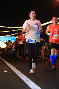 BIB: 26214, 42126
                            <button type="button" onclick="openModal(14676113)" class="btn btn-primary btn-sm float-right btn-popup" data-toggle="modal" data-target=".modal-high-quality">
                        <i class="fas fa-shopping-cart"></i> Add to Cart
                    </button>
                                            <button type="button" onclick="isThisMe(14676113, true)" class="btn btn-success btn-sm float-right btn-popup btn-isme hidden" data-toggle="tooltip" data-placement="bottom" title="นี่คือรูปของคุณใช่ไหม คลิกที่นี่เพื่อเอาเข้าอัลบั้ม">
                        <i class="fas fa-plus"></i> Add to album
                    </button>
                    <button type="button" onclick="isThisMe(14676113, false)" class="btn btn-warning btn-sm float-right btn-popup btn-isnotme hidden">
                        <i class="fas fa-ban"></i> Remove from album
                    </button>
