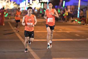 BIB: 5676
                            <button type="button" onclick="openModal(13885681)" class="btn btn-primary btn-sm float-right btn-popup" data-toggle="modal" data-target=".modal-high-quality">
                        <i class="fas fa-shopping-cart"></i> Add to Cart
                    </button>
                                            <button type="button" onclick="isThisMe(13885681, true)" class="btn btn-success btn-sm float-right btn-popup btn-isme hidden" data-toggle="tooltip" data-placement="bottom" title="นี่คือรูปของคุณใช่ไหม คลิกที่นี่เพื่อเอาเข้าอัลบั้ม">
                        <i class="fas fa-plus"></i> Add to album
                    </button>
                    <button type="button" onclick="isThisMe(13885681, false)" class="btn btn-warning btn-sm float-right btn-popup btn-isnotme hidden">
                        <i class="fas fa-ban"></i> Remove from album
                    </button>