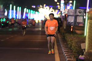 BIB: 26321
                            <button type="button" onclick="openModal(13909136)" class="btn btn-primary btn-sm float-right btn-popup" data-toggle="modal" data-target=".modal-high-quality">
                        <i class="fas fa-shopping-cart"></i> Add to Cart
                    </button>
                                            <button type="button" onclick="isThisMe(13909136, true)" class="btn btn-success btn-sm float-right btn-popup btn-isme hidden" data-toggle="tooltip" data-placement="bottom" title="นี่คือรูปของคุณใช่ไหม คลิกที่นี่เพื่อเอาเข้าอัลบั้ม">
                        <i class="fas fa-plus"></i> Add to album
                    </button>
                    <button type="button" onclick="isThisMe(13909136, false)" class="btn btn-warning btn-sm float-right btn-popup btn-isnotme hidden">
                        <i class="fas fa-ban"></i> Remove from album
                    </button>