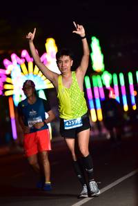 BIB: 480, 42398
                            <button type="button" onclick="openModal(15314974)" class="btn btn-primary btn-sm float-right btn-popup" data-toggle="modal" data-target=".modal-high-quality">
                        <i class="fas fa-shopping-cart"></i> Add to Cart
                    </button>
                                            <button type="button" onclick="isThisMe(15314974, true)" class="btn btn-success btn-sm float-right btn-popup btn-isme hidden" data-toggle="tooltip" data-placement="bottom" title="นี่คือรูปของคุณใช่ไหม คลิกที่นี่เพื่อเอาเข้าอัลบั้ม">
                        <i class="fas fa-plus"></i> Add to album
                    </button>
                    <button type="button" onclick="isThisMe(15314974, false)" class="btn btn-warning btn-sm float-right btn-popup btn-isnotme hidden">
                        <i class="fas fa-ban"></i> Remove from album
                    </button>