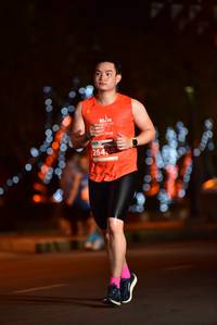 BIB: 264
                            <button type="button" onclick="openModal(15268194)" class="btn btn-primary btn-sm float-right btn-popup" data-toggle="modal" data-target=".modal-high-quality">
                        <i class="fas fa-shopping-cart"></i> Add to Cart
                    </button>
                                            <button type="button" onclick="isThisMe(15268194, true)" class="btn btn-success btn-sm float-right btn-popup btn-isme hidden" data-toggle="tooltip" data-placement="bottom" title="นี่คือรูปของคุณใช่ไหม คลิกที่นี่เพื่อเอาเข้าอัลบั้ม">
                        <i class="fas fa-plus"></i> Add to album
                    </button>
                    <button type="button" onclick="isThisMe(15268194, false)" class="btn btn-warning btn-sm float-right btn-popup btn-isnotme hidden">
                        <i class="fas fa-ban"></i> Remove from album
                    </button>
