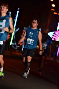 BIB: 40799, 305
                            <button type="button" onclick="openModal(15314132)" class="btn btn-primary btn-sm float-right btn-popup" data-toggle="modal" data-target=".modal-high-quality">
                        <i class="fas fa-shopping-cart"></i> Add to Cart
                    </button>
                                            <button type="button" onclick="isThisMe(15314132, true)" class="btn btn-success btn-sm float-right btn-popup btn-isme hidden" data-toggle="tooltip" data-placement="bottom" title="นี่คือรูปของคุณใช่ไหม คลิกที่นี่เพื่อเอาเข้าอัลบั้ม">
                        <i class="fas fa-plus"></i> Add to album
                    </button>
                    <button type="button" onclick="isThisMe(15314132, false)" class="btn btn-warning btn-sm float-right btn-popup btn-isnotme hidden">
                        <i class="fas fa-ban"></i> Remove from album
                    </button>