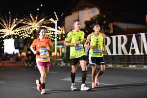 BIB: 40842, 47585, 40899
                            <button type="button" onclick="openModal(13787381)" class="btn btn-primary btn-sm float-right btn-popup" data-toggle="modal" data-target=".modal-high-quality">
                        <i class="fas fa-shopping-cart"></i> Add to Cart
                    </button>
                                            <button type="button" onclick="isThisMe(13787381, true)" class="btn btn-success btn-sm float-right btn-popup btn-isme hidden" data-toggle="tooltip" data-placement="bottom" title="นี่คือรูปของคุณใช่ไหม คลิกที่นี่เพื่อเอาเข้าอัลบั้ม">
                        <i class="fas fa-plus"></i> Add to album
                    </button>
                    <button type="button" onclick="isThisMe(13787381, false)" class="btn btn-warning btn-sm float-right btn-popup btn-isnotme hidden">
                        <i class="fas fa-ban"></i> Remove from album
                    </button>