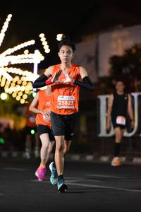 BIB: 25823
                            <button type="button" onclick="openModal(13744165)" class="btn btn-primary btn-sm float-right btn-popup" data-toggle="modal" data-target=".modal-high-quality">
                        <i class="fas fa-shopping-cart"></i> Add to Cart
                    </button>
                                            <button type="button" onclick="isThisMe(13744165, true)" class="btn btn-success btn-sm float-right btn-popup btn-isme hidden" data-toggle="tooltip" data-placement="bottom" title="นี่คือรูปของคุณใช่ไหม คลิกที่นี่เพื่อเอาเข้าอัลบั้ม">
                        <i class="fas fa-plus"></i> Add to album
                    </button>
                    <button type="button" onclick="isThisMe(13744165, false)" class="btn btn-warning btn-sm float-right btn-popup btn-isnotme hidden">
                        <i class="fas fa-ban"></i> Remove from album
                    </button>