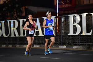 BIB: 42589, 77405
                            <button type="button" onclick="openModal(13782271)" class="btn btn-primary btn-sm float-right btn-popup" data-toggle="modal" data-target=".modal-high-quality">
                        <i class="fas fa-shopping-cart"></i> Add to Cart
                    </button>
                                            <button type="button" onclick="isThisMe(13782271, true)" class="btn btn-success btn-sm float-right btn-popup btn-isme hidden" data-toggle="tooltip" data-placement="bottom" title="นี่คือรูปของคุณใช่ไหม คลิกที่นี่เพื่อเอาเข้าอัลบั้ม">
                        <i class="fas fa-plus"></i> Add to album
                    </button>
                    <button type="button" onclick="isThisMe(13782271, false)" class="btn btn-warning btn-sm float-right btn-popup btn-isnotme hidden">
                        <i class="fas fa-ban"></i> Remove from album
                    </button>