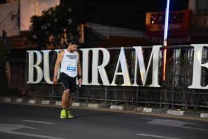 BIB: 41860
                            <button type="button" onclick="openModal(13786477)" class="btn btn-primary btn-sm float-right btn-popup" data-toggle="modal" data-target=".modal-high-quality">
                        <i class="fas fa-shopping-cart"></i> Add to Cart
                    </button>
                                            <button type="button" onclick="isThisMe(13786477, true)" class="btn btn-success btn-sm float-right btn-popup btn-isme hidden" data-toggle="tooltip" data-placement="bottom" title="นี่คือรูปของคุณใช่ไหม คลิกที่นี่เพื่อเอาเข้าอัลบั้ม">
                        <i class="fas fa-plus"></i> Add to album
                    </button>
                    <button type="button" onclick="isThisMe(13786477, false)" class="btn btn-warning btn-sm float-right btn-popup btn-isnotme hidden">
                        <i class="fas fa-ban"></i> Remove from album
                    </button>