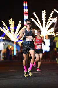 BIB: 27975
                            <button type="button" onclick="openModal(13732068)" class="btn btn-primary btn-sm float-right btn-popup" data-toggle="modal" data-target=".modal-high-quality">
                        <i class="fas fa-shopping-cart"></i> Add to Cart
                    </button>
                                            <button type="button" onclick="isThisMe(13732068, true)" class="btn btn-success btn-sm float-right btn-popup btn-isme hidden" data-toggle="tooltip" data-placement="bottom" title="นี่คือรูปของคุณใช่ไหม คลิกที่นี่เพื่อเอาเข้าอัลบั้ม">
                        <i class="fas fa-plus"></i> Add to album
                    </button>
                    <button type="button" onclick="isThisMe(13732068, false)" class="btn btn-warning btn-sm float-right btn-popup btn-isnotme hidden">
                        <i class="fas fa-ban"></i> Remove from album
                    </button>