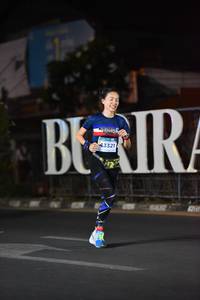 BIB: 43321
                            <button type="button" onclick="openModal(13786932)" class="btn btn-primary btn-sm float-right btn-popup" data-toggle="modal" data-target=".modal-high-quality">
                        <i class="fas fa-shopping-cart"></i> Add to Cart
                    </button>
                                            <button type="button" onclick="isThisMe(13786932, true)" class="btn btn-success btn-sm float-right btn-popup btn-isme hidden" data-toggle="tooltip" data-placement="bottom" title="นี่คือรูปของคุณใช่ไหม คลิกที่นี่เพื่อเอาเข้าอัลบั้ม">
                        <i class="fas fa-plus"></i> Add to album
                    </button>
                    <button type="button" onclick="isThisMe(13786932, false)" class="btn btn-warning btn-sm float-right btn-popup btn-isnotme hidden">
                        <i class="fas fa-ban"></i> Remove from album
                    </button>