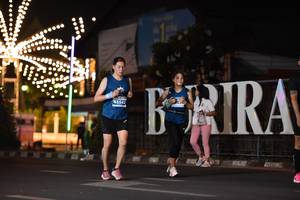 BIB: 45542
                            <button type="button" onclick="openModal(13780740)" class="btn btn-primary btn-sm float-right btn-popup" data-toggle="modal" data-target=".modal-high-quality">
                        <i class="fas fa-shopping-cart"></i> Add to Cart
                    </button>
                                            <button type="button" onclick="isThisMe(13780740, true)" class="btn btn-success btn-sm float-right btn-popup btn-isme hidden" data-toggle="tooltip" data-placement="bottom" title="นี่คือรูปของคุณใช่ไหม คลิกที่นี่เพื่อเอาเข้าอัลบั้ม">
                        <i class="fas fa-plus"></i> Add to album
                    </button>
                    <button type="button" onclick="isThisMe(13780740, false)" class="btn btn-warning btn-sm float-right btn-popup btn-isnotme hidden">
                        <i class="fas fa-ban"></i> Remove from album
                    </button>