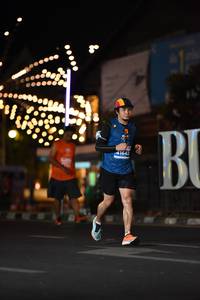 BIB: 41642
                            <button type="button" onclick="openModal(13781859)" class="btn btn-primary btn-sm float-right btn-popup" data-toggle="modal" data-target=".modal-high-quality">
                        <i class="fas fa-shopping-cart"></i> Add to Cart
                    </button>
                                            <button type="button" onclick="isThisMe(13781859, true)" class="btn btn-success btn-sm float-right btn-popup btn-isme hidden" data-toggle="tooltip" data-placement="bottom" title="นี่คือรูปของคุณใช่ไหม คลิกที่นี่เพื่อเอาเข้าอัลบั้ม">
                        <i class="fas fa-plus"></i> Add to album
                    </button>
                    <button type="button" onclick="isThisMe(13781859, false)" class="btn btn-warning btn-sm float-right btn-popup btn-isnotme hidden">
                        <i class="fas fa-ban"></i> Remove from album
                    </button>