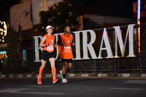 BIB: 29466, 27137
                            <button type="button" onclick="openModal(13744248)" class="btn btn-primary btn-sm float-right btn-popup" data-toggle="modal" data-target=".modal-high-quality">
                        <i class="fas fa-shopping-cart"></i> Add to Cart
                    </button>
                                            <button type="button" onclick="isThisMe(13744248, true)" class="btn btn-success btn-sm float-right btn-popup btn-isme hidden" data-toggle="tooltip" data-placement="bottom" title="นี่คือรูปของคุณใช่ไหม คลิกที่นี่เพื่อเอาเข้าอัลบั้ม">
                        <i class="fas fa-plus"></i> Add to album
                    </button>
                    <button type="button" onclick="isThisMe(13744248, false)" class="btn btn-warning btn-sm float-right btn-popup btn-isnotme hidden">
                        <i class="fas fa-ban"></i> Remove from album
                    </button>