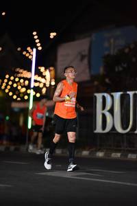BIB: 25403, 00000
                            <button type="button" onclick="openModal(13733597)" class="btn btn-primary btn-sm float-right btn-popup" data-toggle="modal" data-target=".modal-high-quality">
                        <i class="fas fa-shopping-cart"></i> Add to Cart
                    </button>
                                            <button type="button" onclick="isThisMe(13733597, true)" class="btn btn-success btn-sm float-right btn-popup btn-isme hidden" data-toggle="tooltip" data-placement="bottom" title="นี่คือรูปของคุณใช่ไหม คลิกที่นี่เพื่อเอาเข้าอัลบั้ม">
                        <i class="fas fa-plus"></i> Add to album
                    </button>
                    <button type="button" onclick="isThisMe(13733597, false)" class="btn btn-warning btn-sm float-right btn-popup btn-isnotme hidden">
                        <i class="fas fa-ban"></i> Remove from album
                    </button>