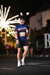 BIB: 21298
                            <button type="button" onclick="openModal(13741771)" class="btn btn-primary btn-sm float-right btn-popup" data-toggle="modal" data-target=".modal-high-quality">
                        <i class="fas fa-shopping-cart"></i> Add to Cart
                    </button>
                                            <button type="button" onclick="isThisMe(13741771, true)" class="btn btn-success btn-sm float-right btn-popup btn-isme hidden" data-toggle="tooltip" data-placement="bottom" title="นี่คือรูปของคุณใช่ไหม คลิกที่นี่เพื่อเอาเข้าอัลบั้ม">
                        <i class="fas fa-plus"></i> Add to album
                    </button>
                    <button type="button" onclick="isThisMe(13741771, false)" class="btn btn-warning btn-sm float-right btn-popup btn-isnotme hidden">
                        <i class="fas fa-ban"></i> Remove from album
                    </button>