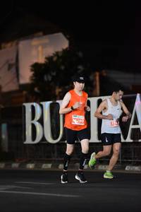 BIB: 6290, 276
                            <button type="button" onclick="openModal(13740118)" class="btn btn-primary btn-sm float-right btn-popup" data-toggle="modal" data-target=".modal-high-quality">
                        <i class="fas fa-shopping-cart"></i> Add to Cart
                    </button>
                                            <button type="button" onclick="isThisMe(13740118, true)" class="btn btn-success btn-sm float-right btn-popup btn-isme hidden" data-toggle="tooltip" data-placement="bottom" title="นี่คือรูปของคุณใช่ไหม คลิกที่นี่เพื่อเอาเข้าอัลบั้ม">
                        <i class="fas fa-plus"></i> Add to album
                    </button>
                    <button type="button" onclick="isThisMe(13740118, false)" class="btn btn-warning btn-sm float-right btn-popup btn-isnotme hidden">
                        <i class="fas fa-ban"></i> Remove from album
                    </button>